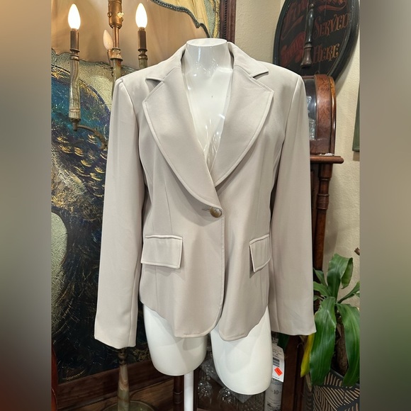 NWT HARVE’ BERNARD by Bernard  holtzman Cream Tailored Blazer w Notched Lapels - Picture 1 of 7